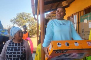 Executive Mayor handing over presents